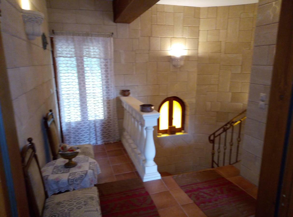 Villa Silvia Ágios Matthaíos Extérieur photo